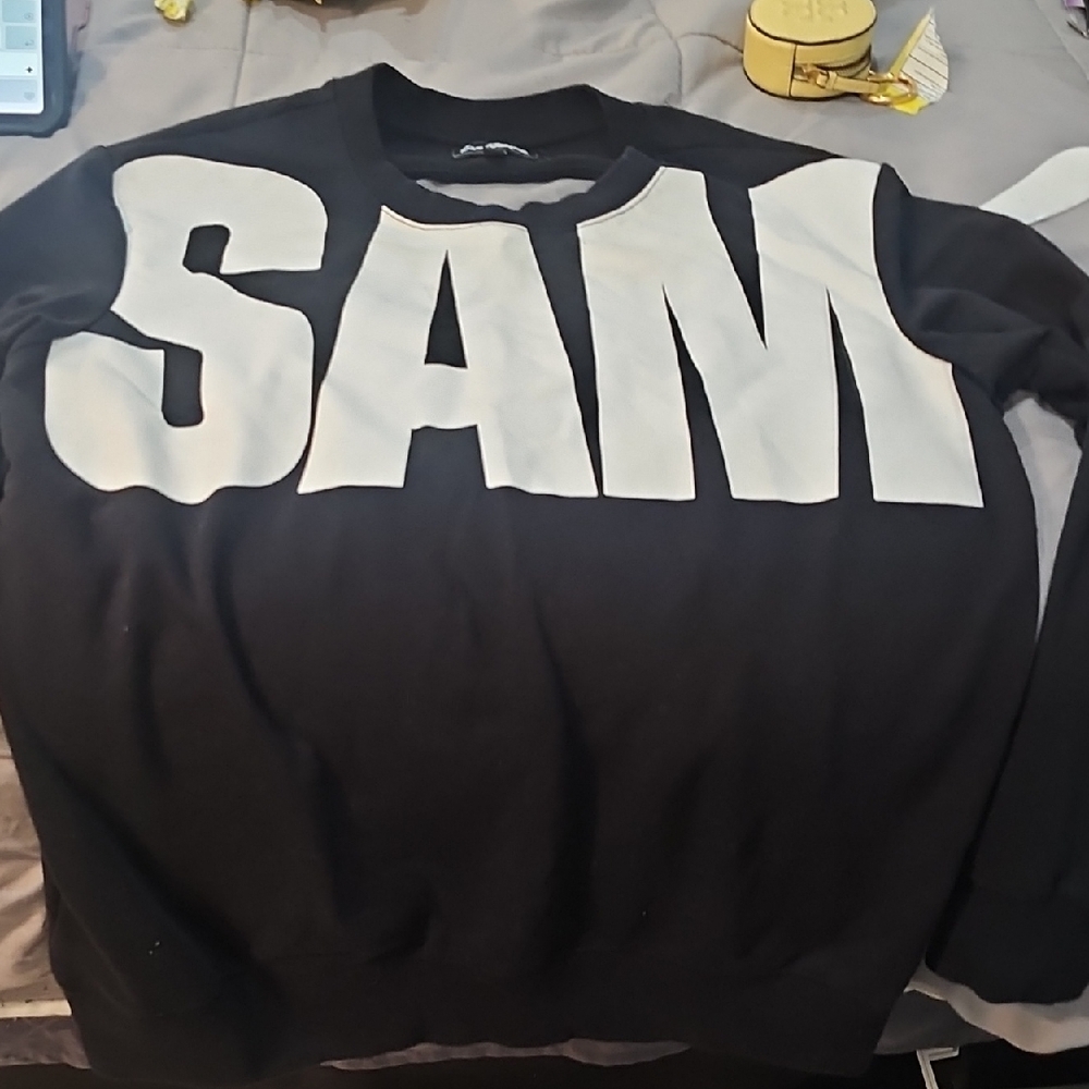 SAM. Black and White Men's Sweater